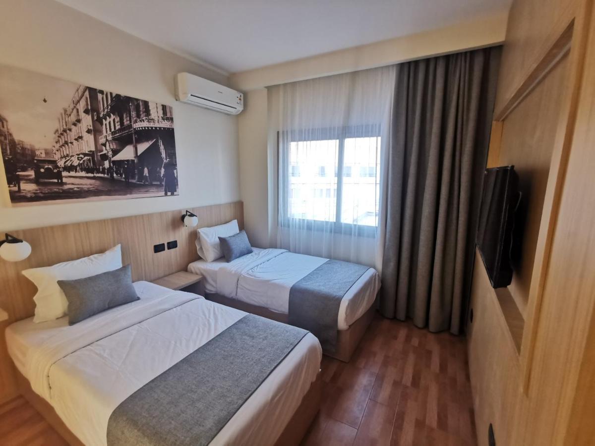 Green Plaza Inn Alexandria Exterior foto